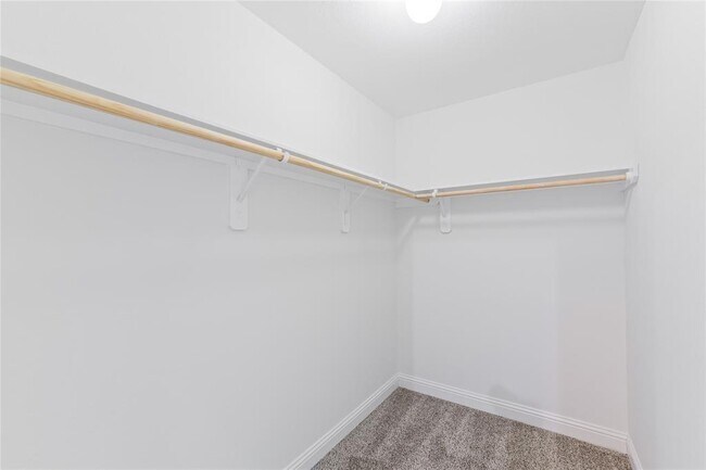 Building Photo - 3403 Sauer St