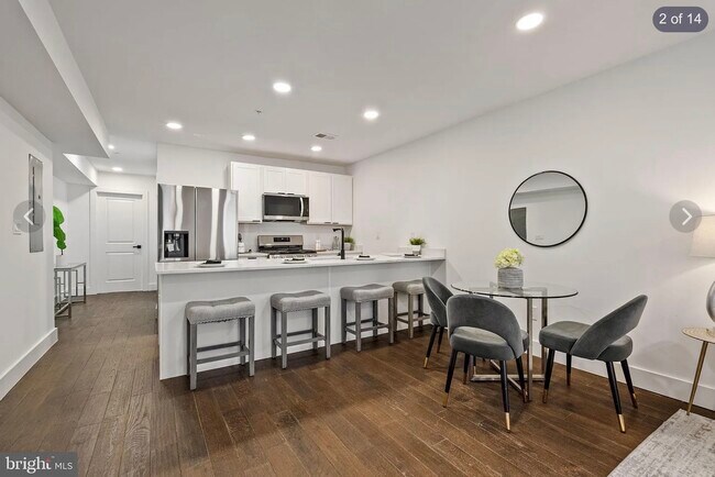 Foto del edificio - 4725 3rd Pl NW