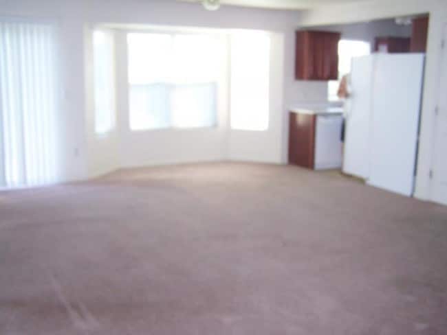 Building Photo - 107 Hickory Ridge Dr