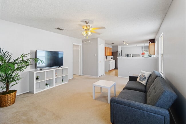Living room - 6717 Waterhill Ln