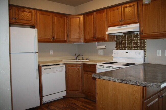 Building Photo - 723 S Timmers Ln