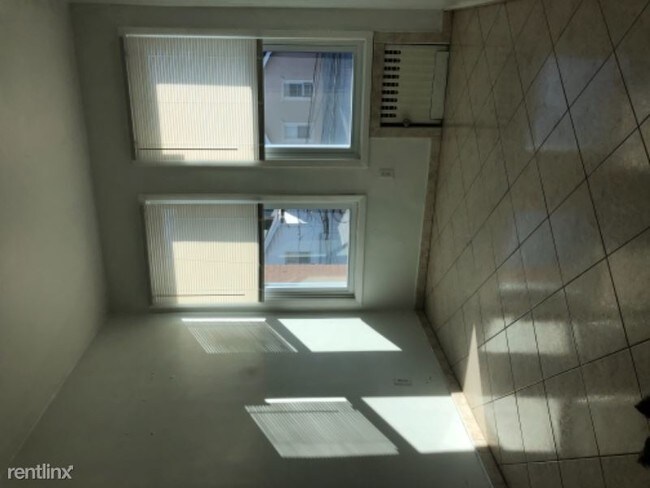 Foto del edificio - 1851 73rd St