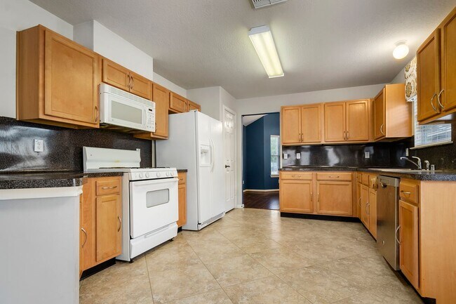 Foto del edificio - 15423 Brock Creek Way