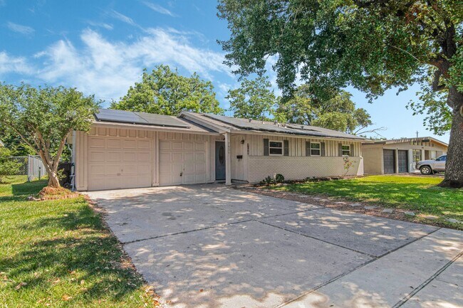 Building Photo - 7934 Cedel Dr