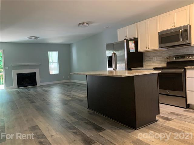 Foto del edificio - 7332 Meadow Glen Dr