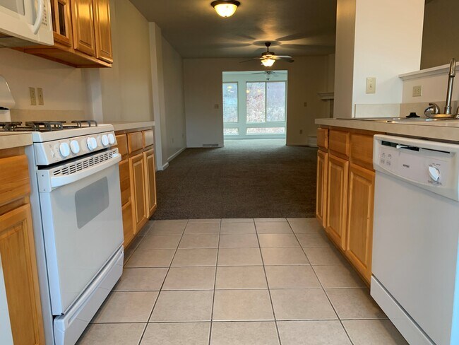 Foto del edificio - Woodland Hills Townhomes