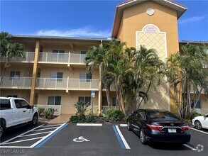 Building Photo - 10000 Maddox Ln