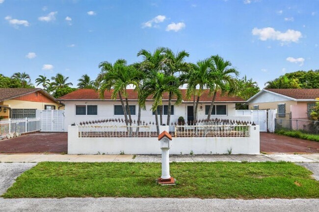 Foto del edificio - 10363 SW 6th St