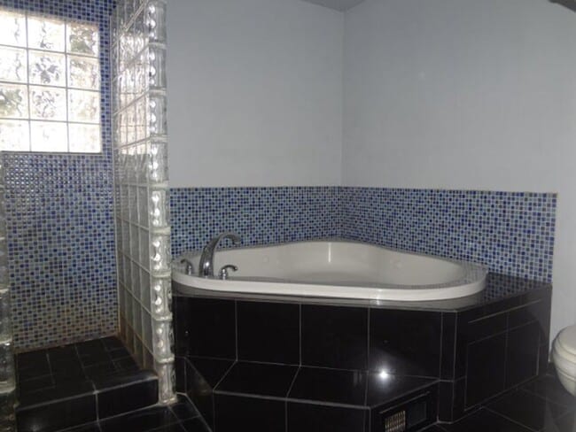 Foto del edificio - NE 2/BA 2/BA 2/CG