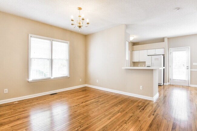 Building Photo - 4900 Royal Troon Dr