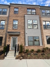 Building Photo - 9475 Pinkman Rd