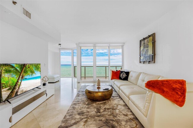 Building Photo - 19333 Collins Ave