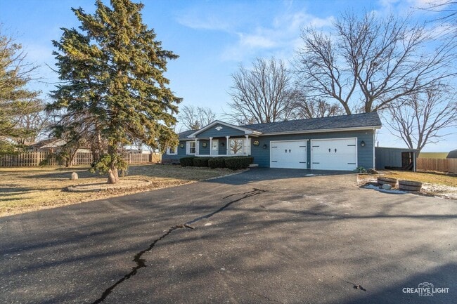 Building Photo - 47W210 US-30