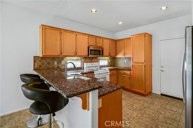 Foto del edificio - 4839 Links Ave