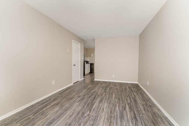 Building Photo - The Heights Townhomes