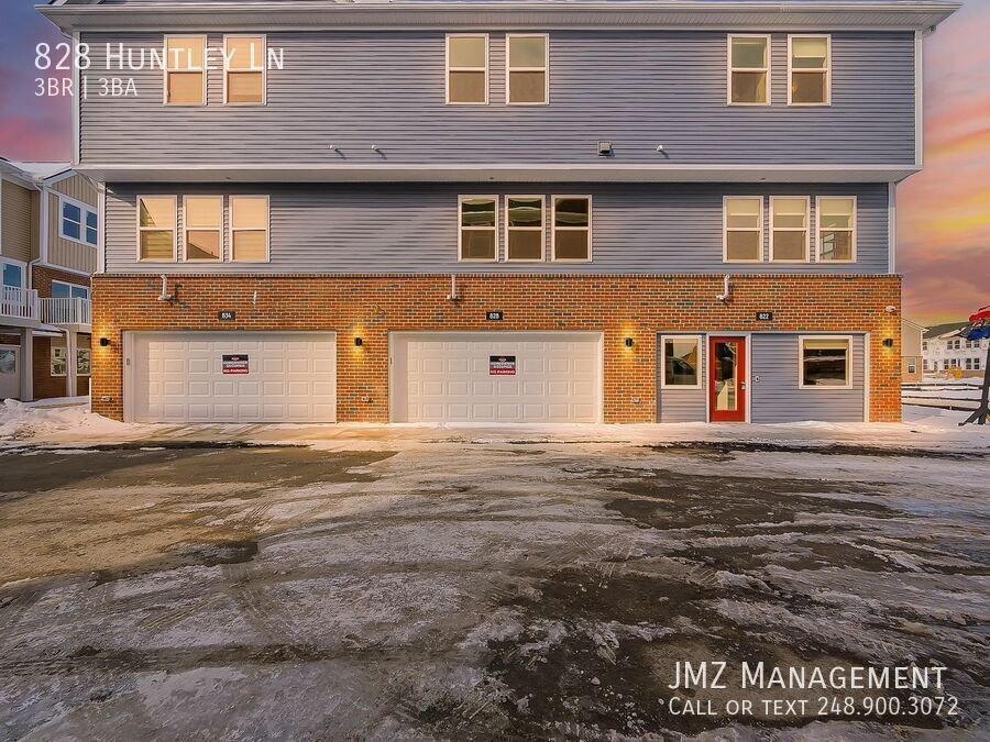 Primary Photo - Introducing a stunning 3 bedroom, 2.5 bath...