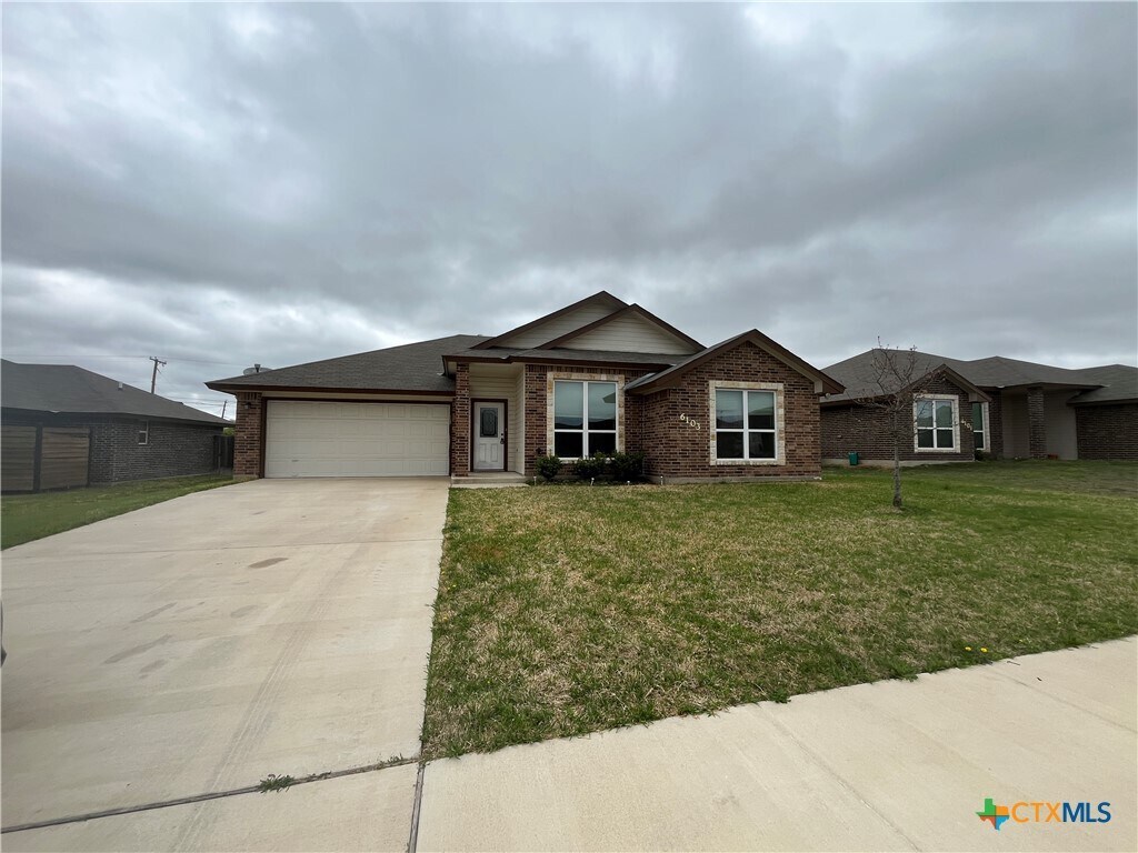 Foto principal - 6103 Cactus Flower Ln