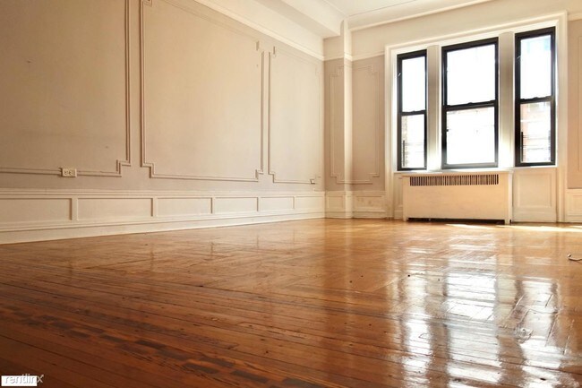 Building Photo - 205 W 87th St