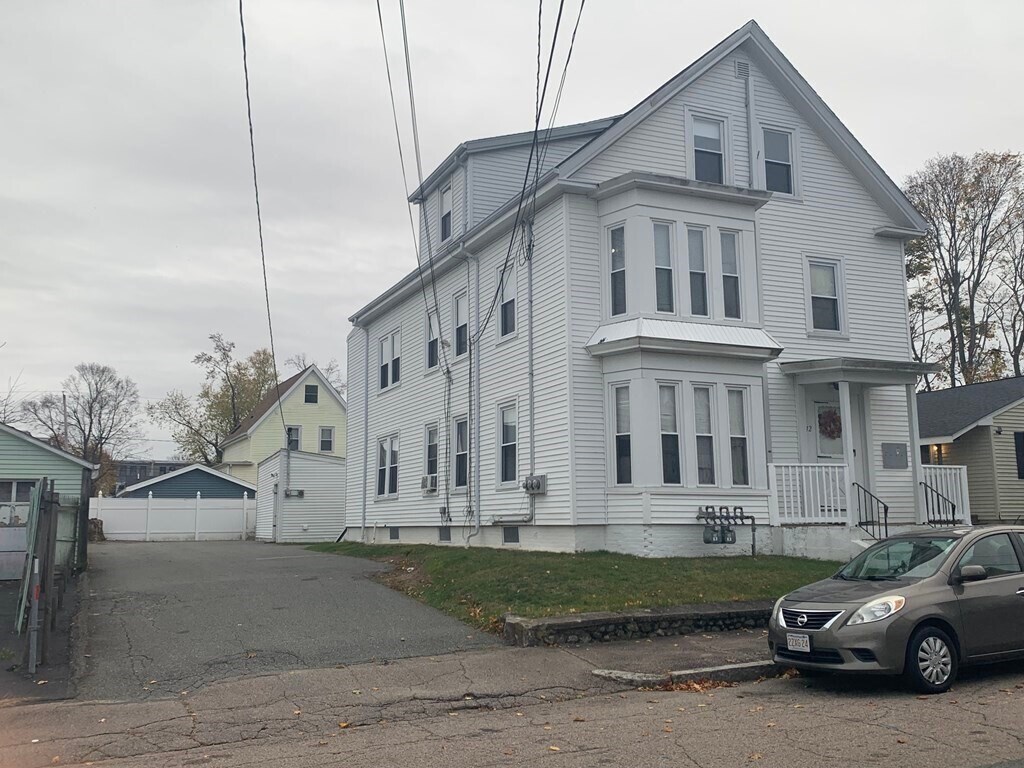 Primary Photo - 12 Hawthorne St