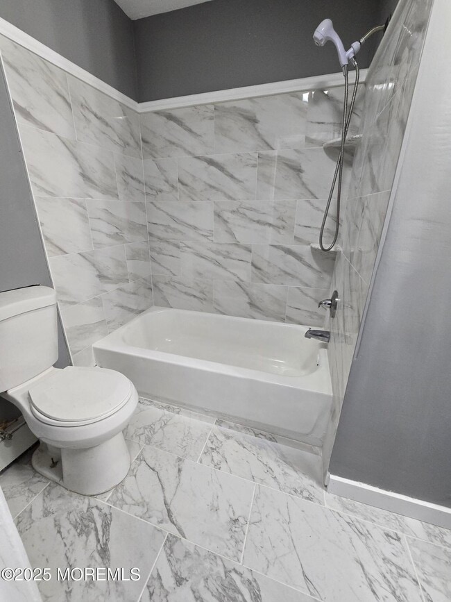 Building Photo - 152 Long Branch Ave