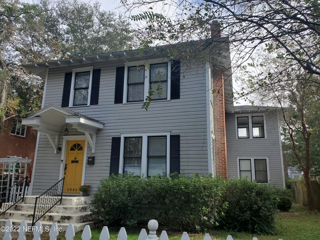 Primary Photo - 2846 Sydney St