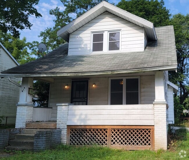 The Roselawn Apartments for Rent Akron, OH 6 Rentals