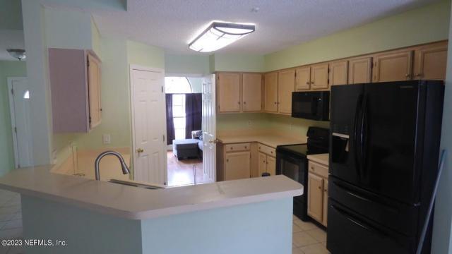 Building Photo - 3 bedroom in Jacksonville FL 32225