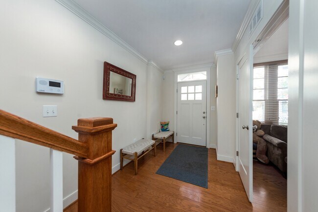 Foto del edificio - 42 Ellsworth Heights St