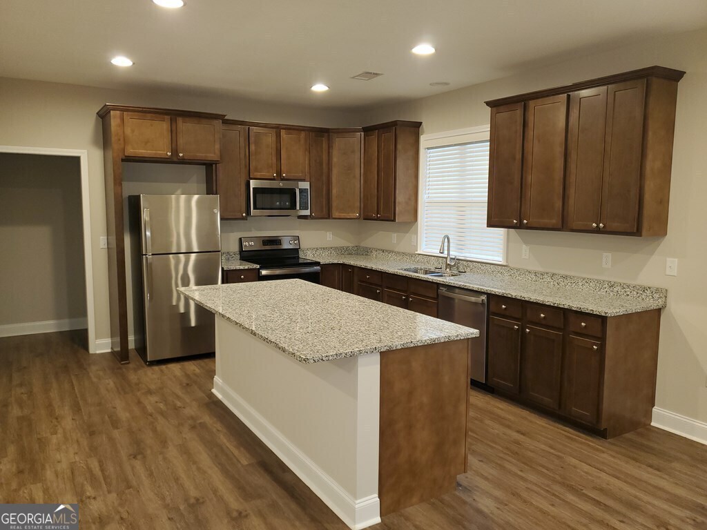 Foto del edificio - 1266 1st St