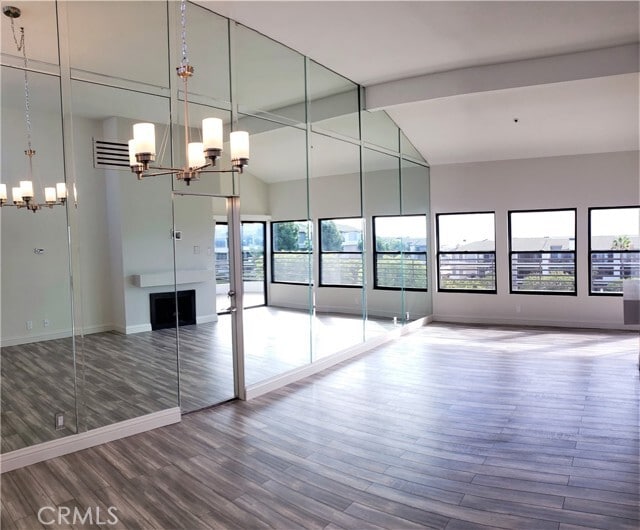 Foto del edificio - 950 Cagney Ln