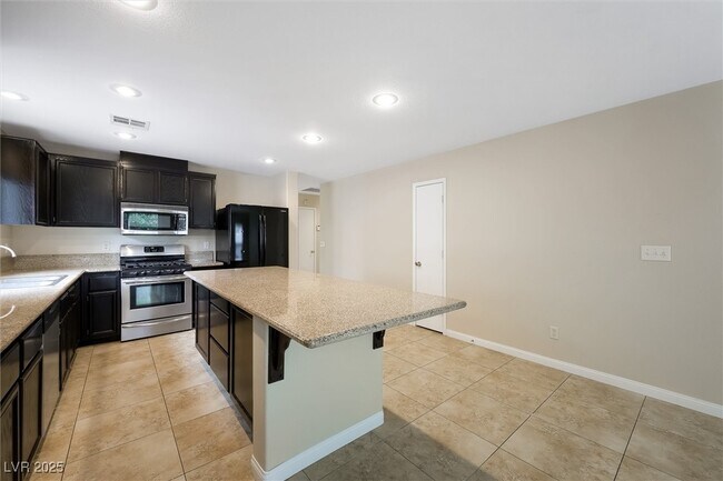 Foto del edificio - 5025 Ropers Rock Ct