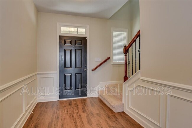 Foto del edificio - 3054 Margot Ln