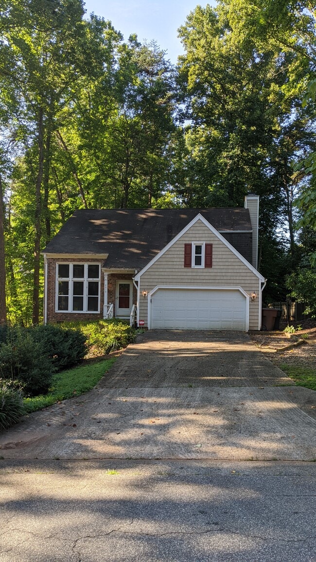 Building Photo - 4619 Country Woods Ln