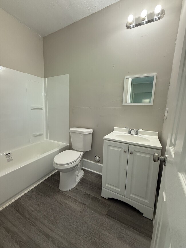 Foto del edificio - 537 17th St SW