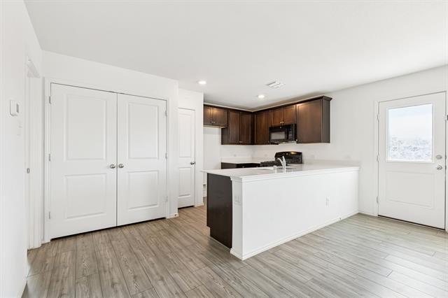 Foto del edificio - 9700 Lafferty Ln