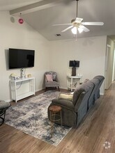 Building Photo - 3760 Oldenburg Ln