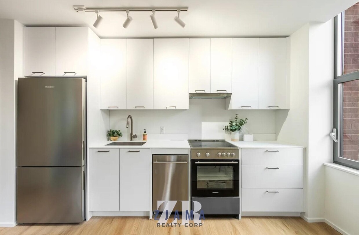 Primary Photo - 955 Sterling Pl