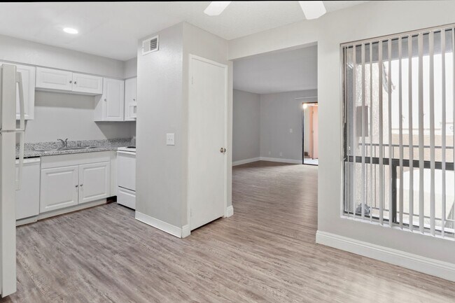Building Photo - 3151 N Soaring Gulls Dr