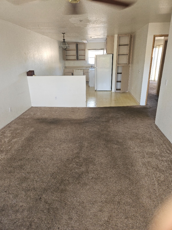 Primary Photo - 1141 Persimmon Ave