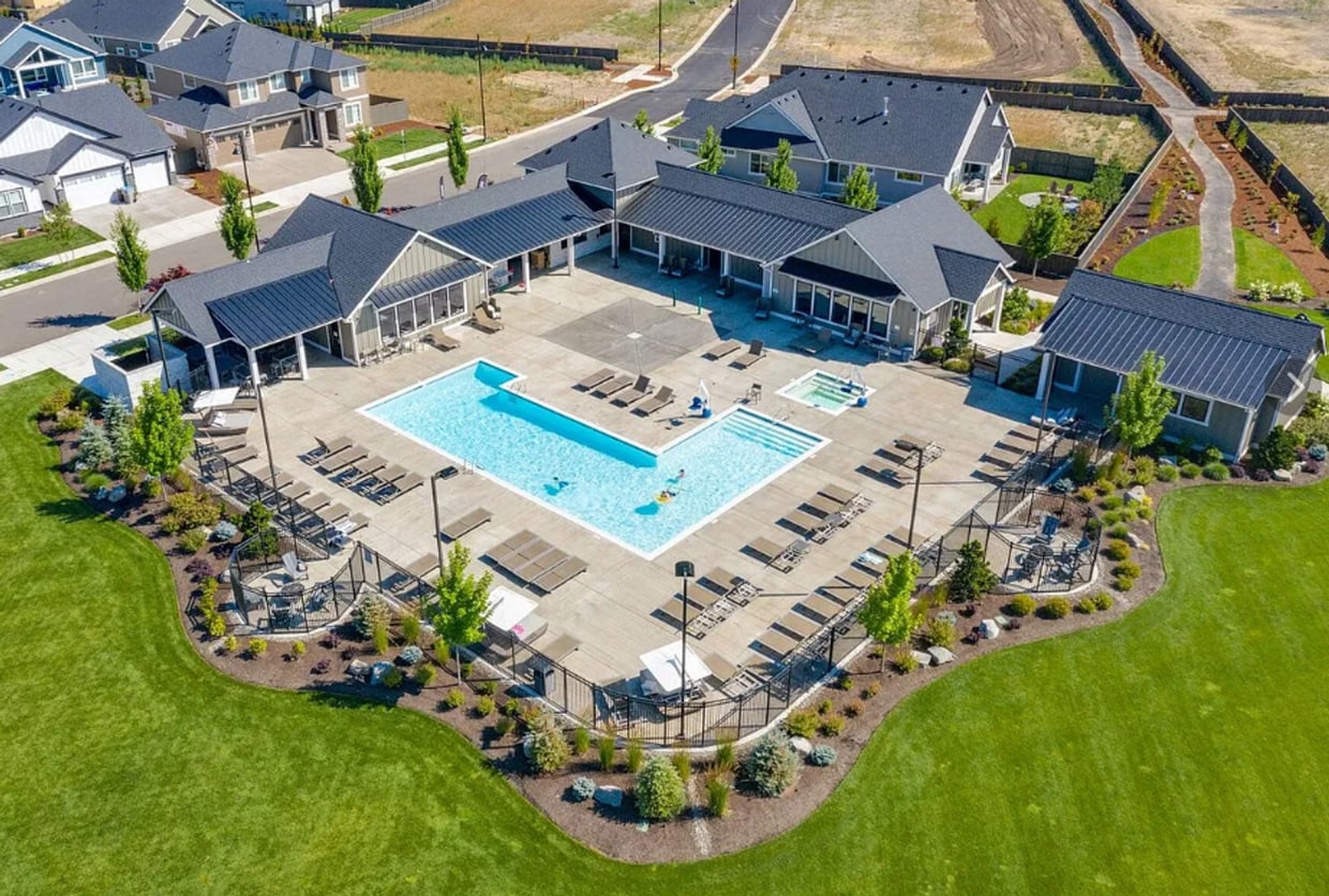 Foto del edificio - Stunning 3 BD | 2.5 BA Townhome in Rosedale Parks | Pool, Clubhouse & Prime Location