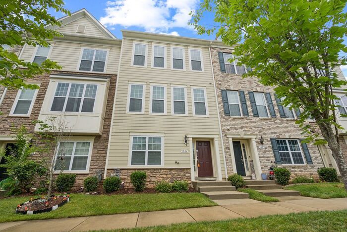Foto principal - 9904 Wood Edge Wy
