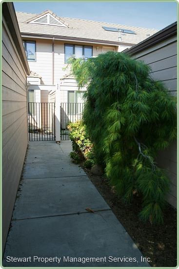 Foto del edificio - 2 br, 1.5 bath House - 2910 Front Street