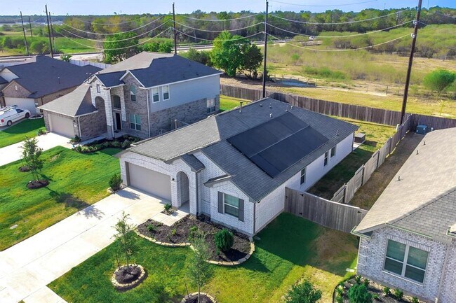 Building Photo - 4811 Sierra Ridge Dr