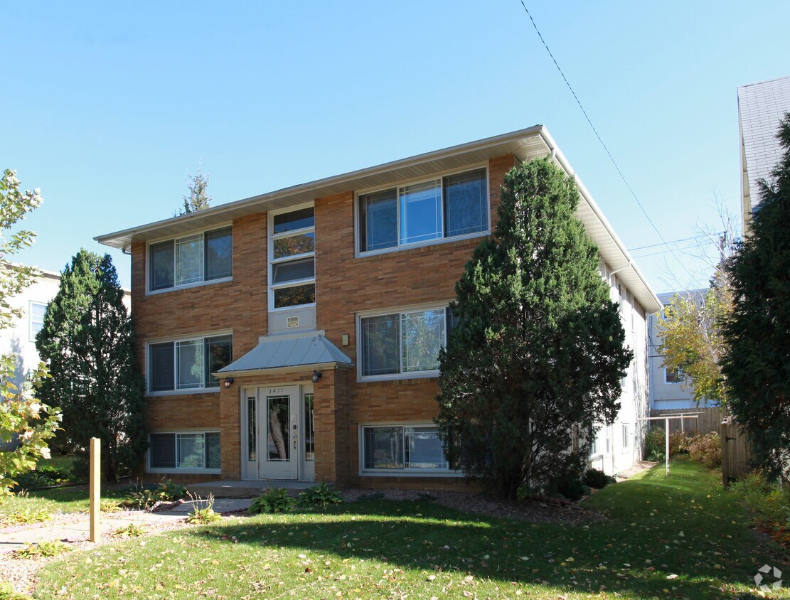Primary Photo - 3411 15th Ave S