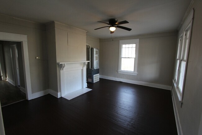 Foto del edificio - 226 E Moore St