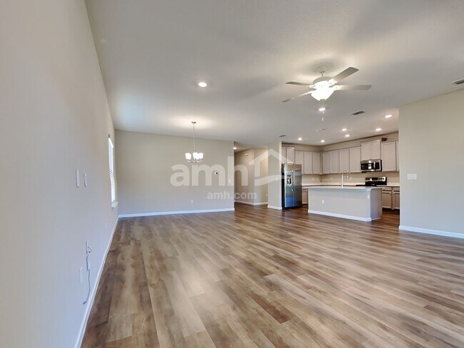 Foto del edificio - 82 Hemlock Point