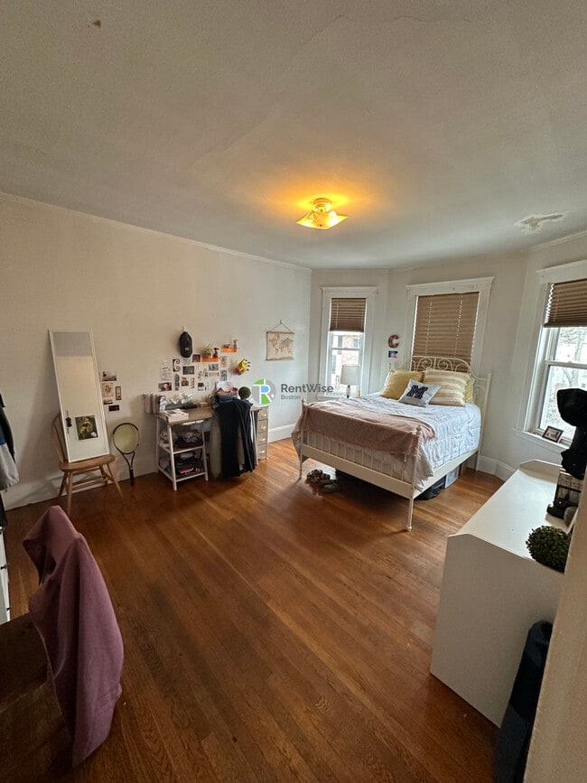 Foto del edificio - 87 Gardner St