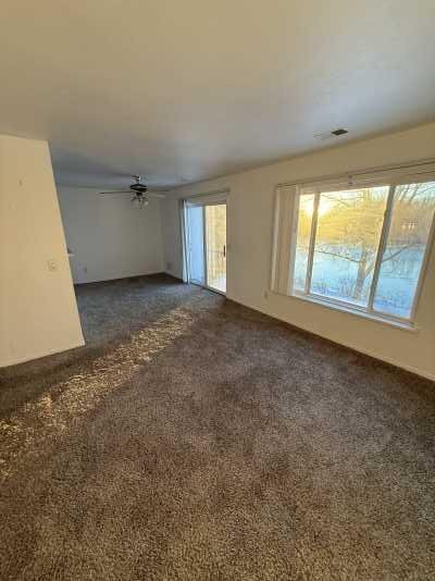 Foto del edificio - 725 Keenway Cir
