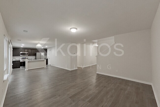 Building Photo - 110 Bluff Rd