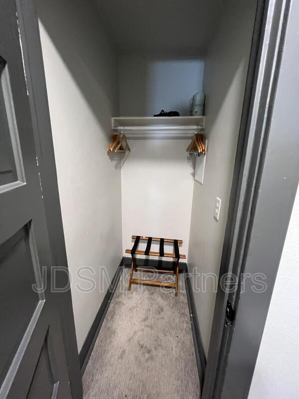 Foto del edificio - 630 E 16th Ave